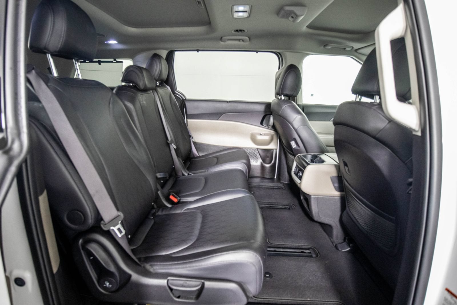 2025 Kia Carnival MPV SX