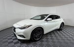 2017 INFINITI QX30 Premium
