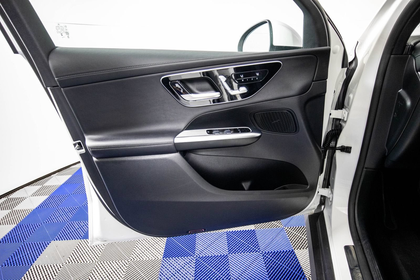 2024 Mercedes-Benz GLC 300 SUV