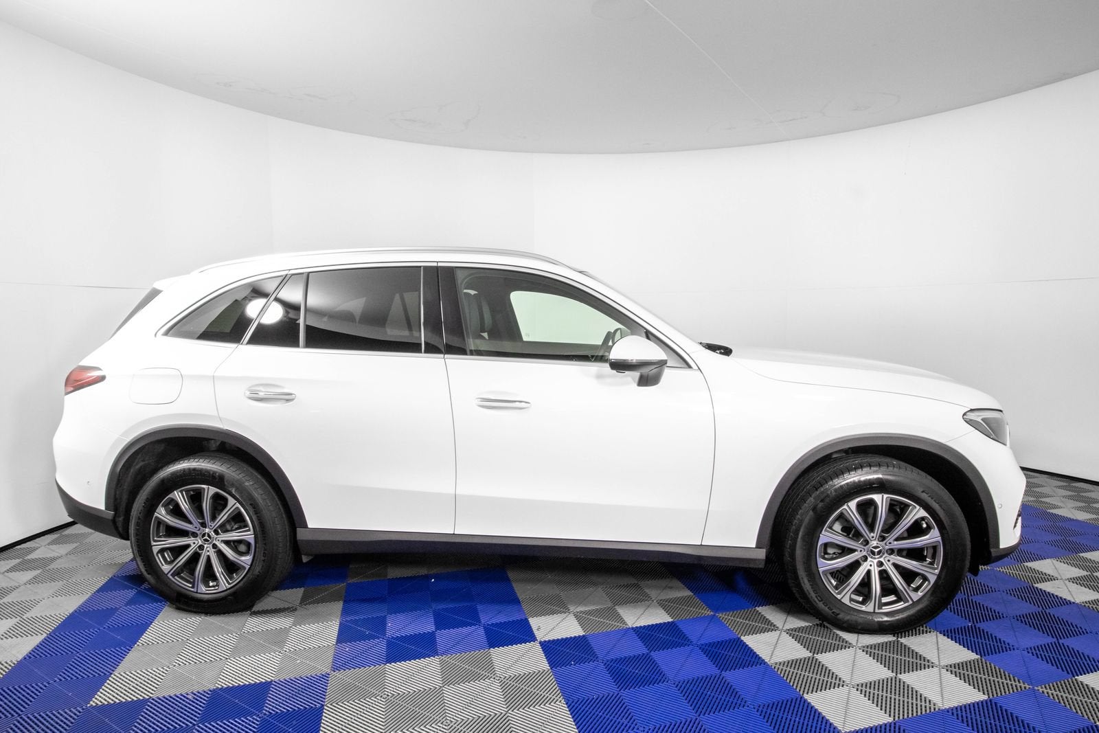2024 Mercedes-Benz GLC 300 SUV