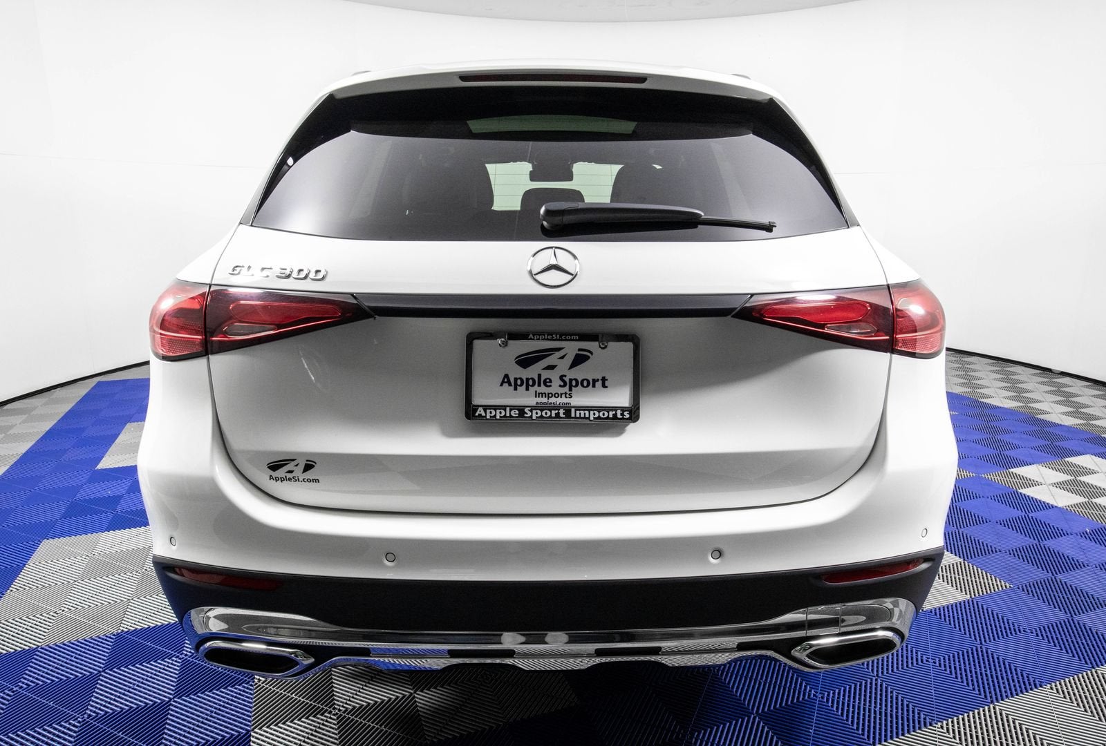 2024 Mercedes-Benz GLC 300 SUV