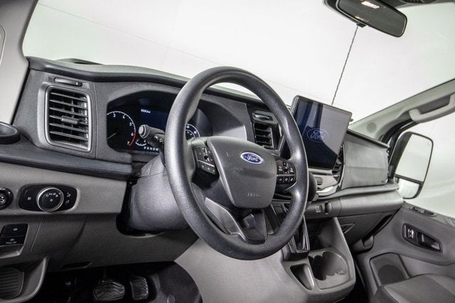2024 Ford Transit Passenger Wagon XLT