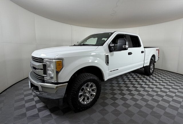 2017 Ford Super Duty F-250 SRW XLT