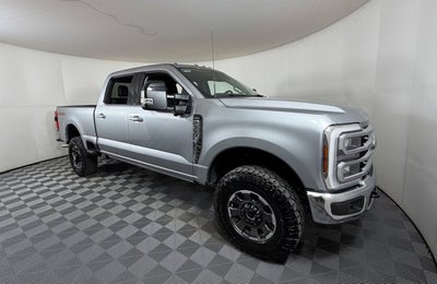 2024 Ford Super Duty F-350 SRW LARIAT