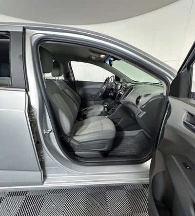 2013 Chevrolet Sonic LT