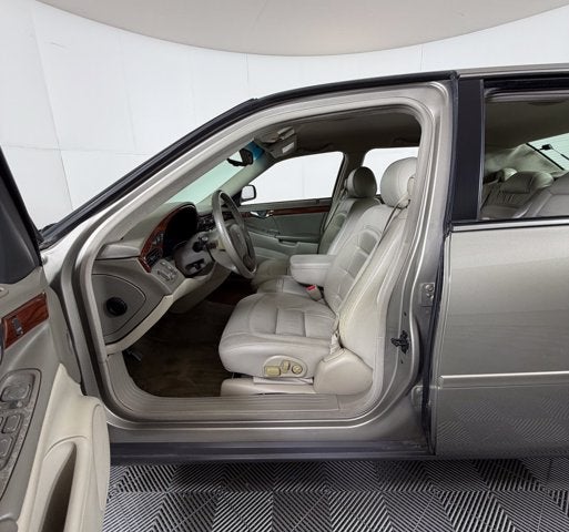 2003 Cadillac DeVille Base