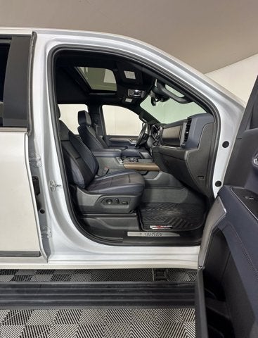 2024 Chevrolet Silverado 3500HD High Country