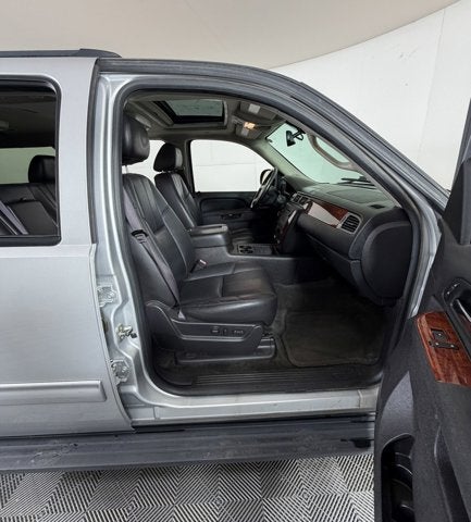 2014 Chevrolet Suburban LT