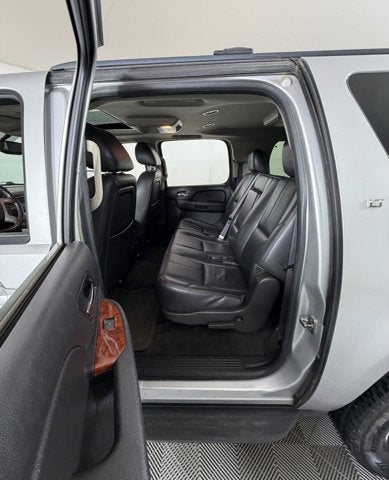 2014 Chevrolet Suburban LT