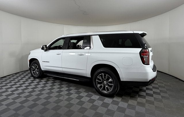 2022 Chevrolet Suburban LT