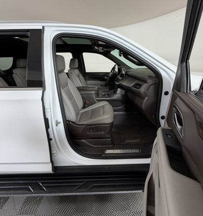 2022 Chevrolet Suburban LT