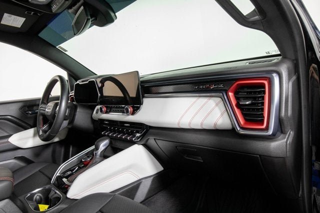 2024 GMC Canyon 4WD AT4X