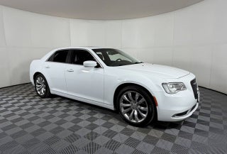 2020 Chrysler 300 Touring L