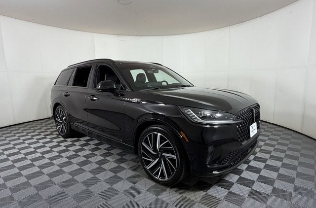 2025 Lincoln Aviator Black Label AWD's photo