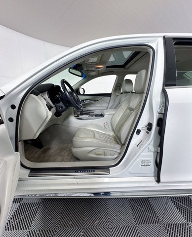 2015 INFINITI Q70L 3.7
