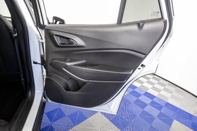 2025 Chevrolet Trax LT - Photo 16
