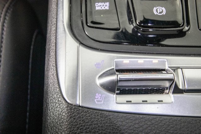 2025 Kia Carnival SX