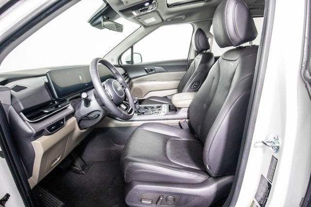 2025 Kia Carnival SX